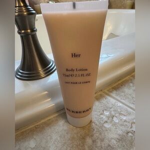 NEW AUTHENTIC BURBERRY HER PERFUME BODY LOTION 2.5 oz